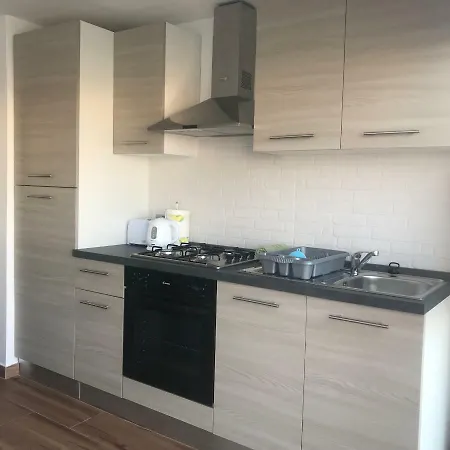Sunrise Creek Apartment